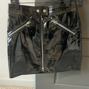 Women’s rag & bone black patent racer miniskirt size 25, NWOT $595